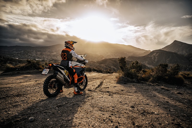 AMS welcomes Gear4 riders to the family